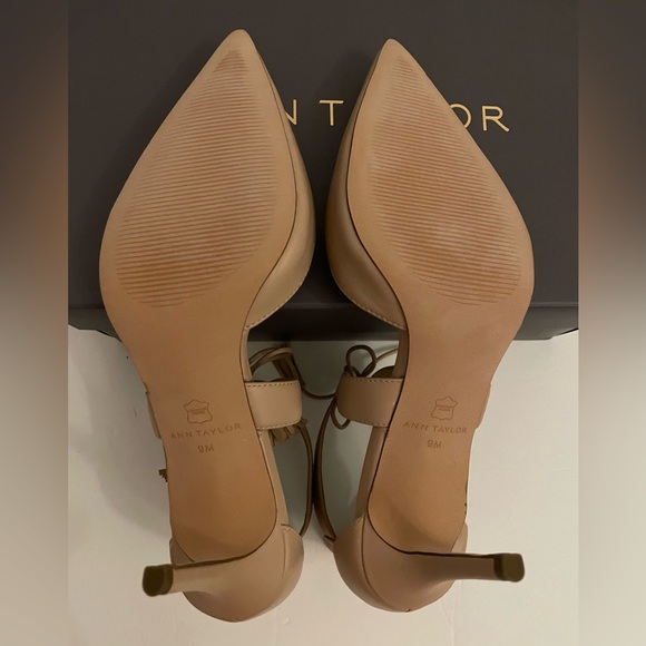 NWT Ann Taylor Carson Leather Tassel Pump in Maple Blush Size 9 - Picture 8 of 11